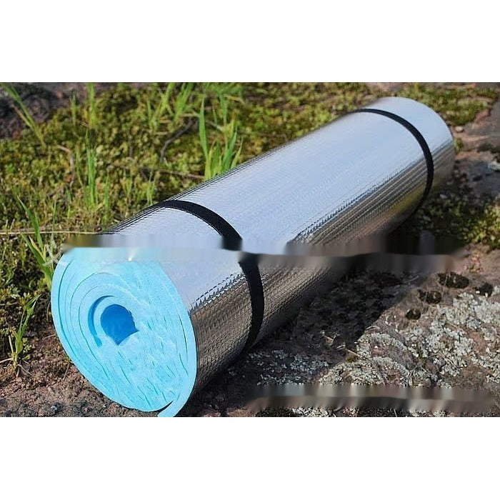 Wasserdichte Outdoor-Matte aus Aluminiumfolie – Bild 1 | LuxeStyle