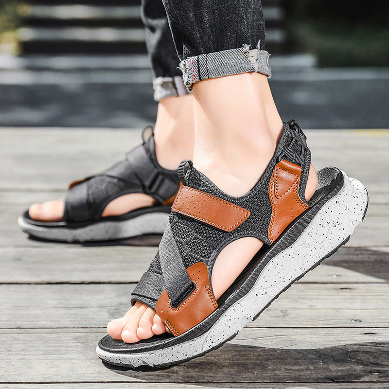 Modische Sandalen für Herren