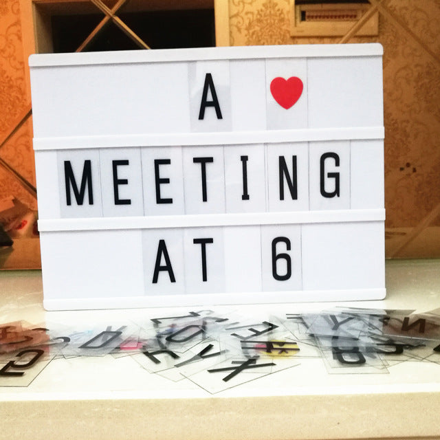 LED Leuchtkasten mit Buchstabenkarten – Bild 4 | LuxeStyle