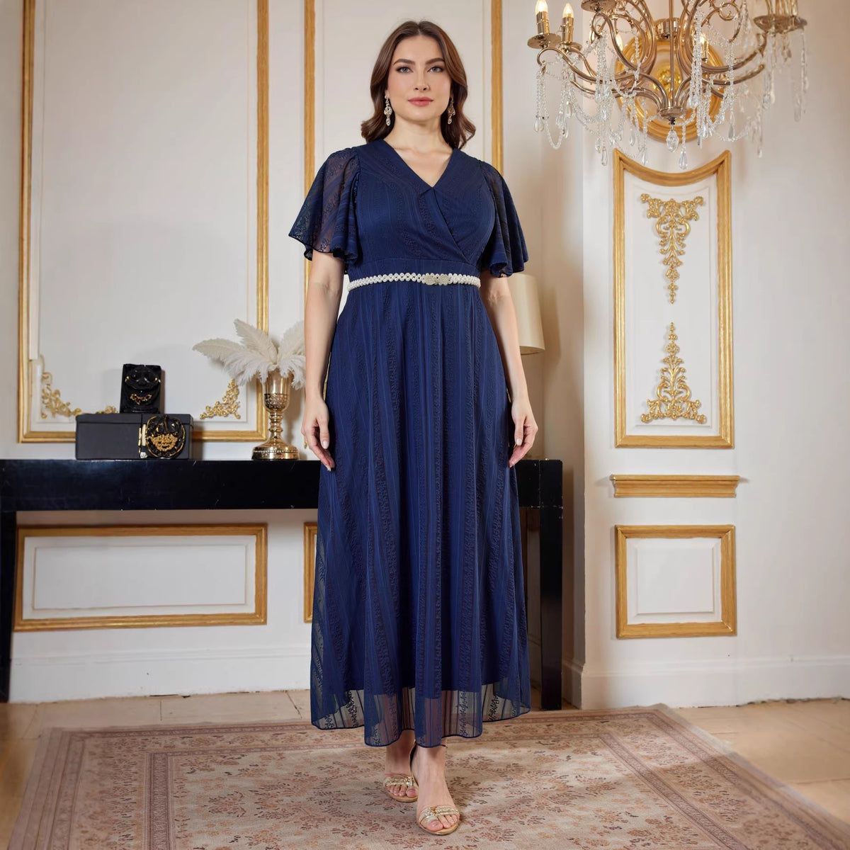 Elegantes Abendkleid mit Gürtel in Dunkelblau – Bild 3 | LuxeStyle