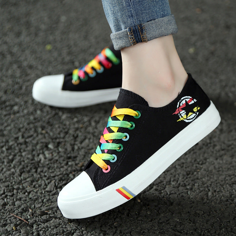 Klassische Leinenschuhe – Bild 4 | LuxeStyle