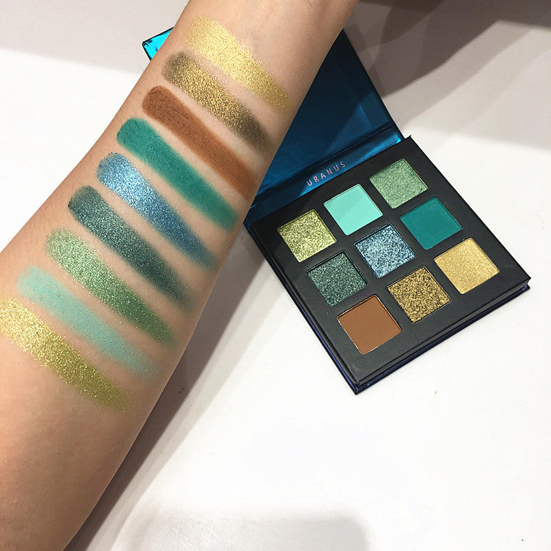 Eyeshadow Palette mit 8 Farben – Bild 8 | LuxeStyle