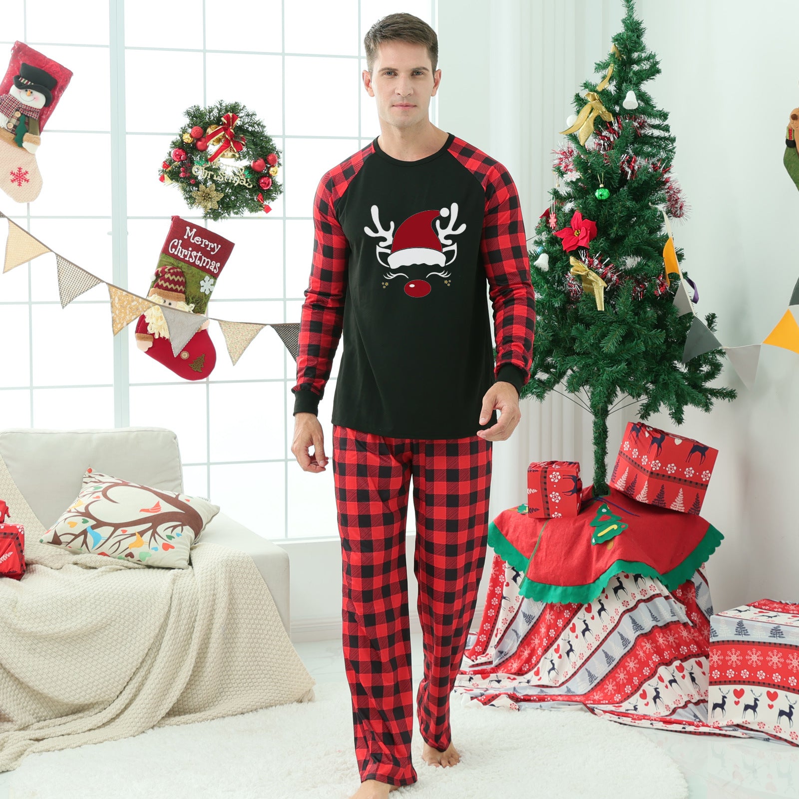 Weihnachts-Homewear im Partnerlook