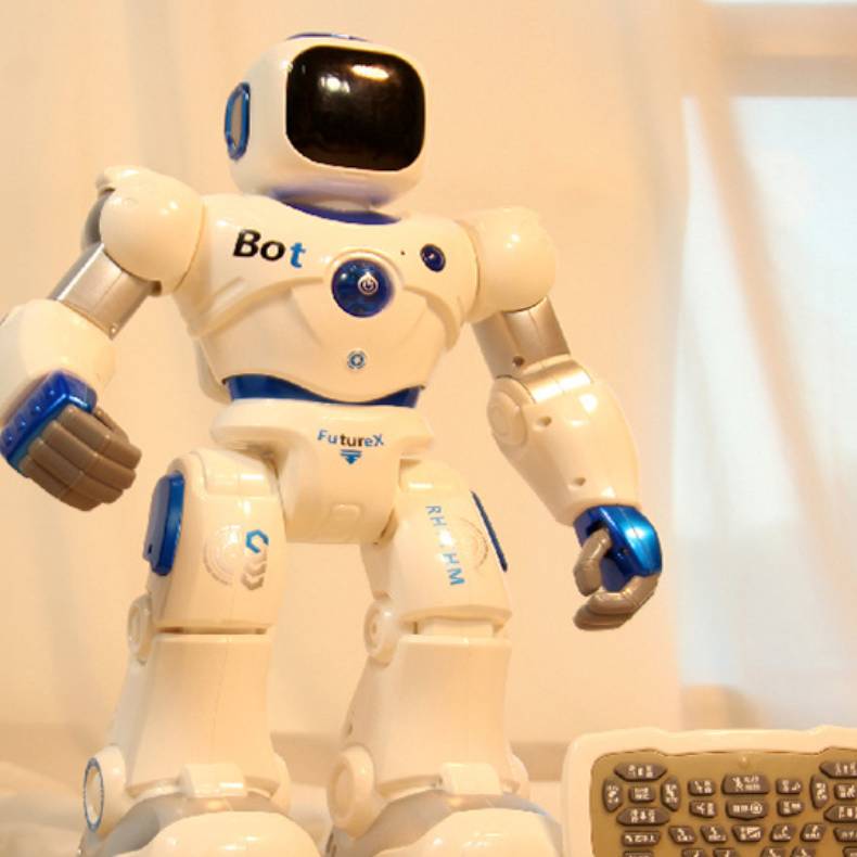 Programmierbarer Roboter mit App-Steuerung