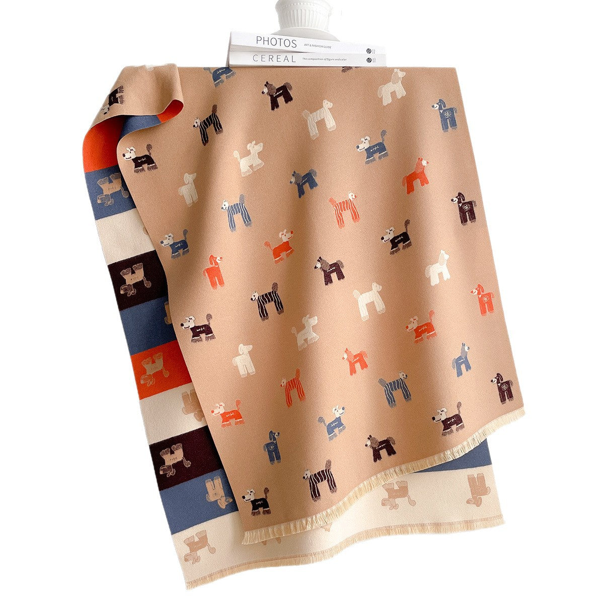 Jacquard-Schal mit Hundemuster, 180×65 cm – Bild 9 | LuxeStyle