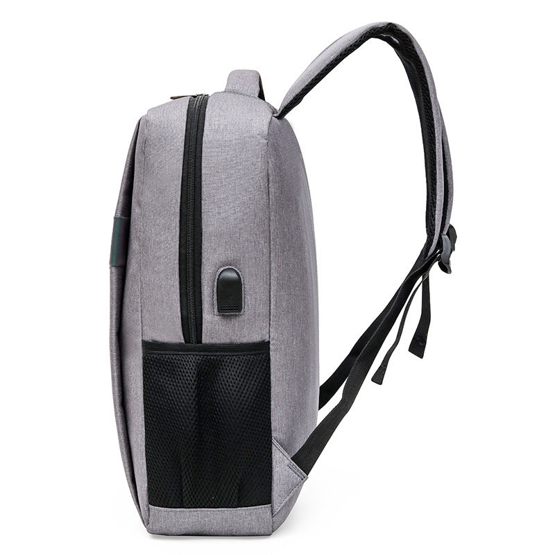 Wasserdichter Outdoor Rucksack mit USB-Ladeanschluss – Bild 2 | LuxeStyle