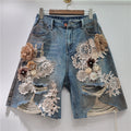 Denim-Shorts mit Spitze, Strass & hohem Bund