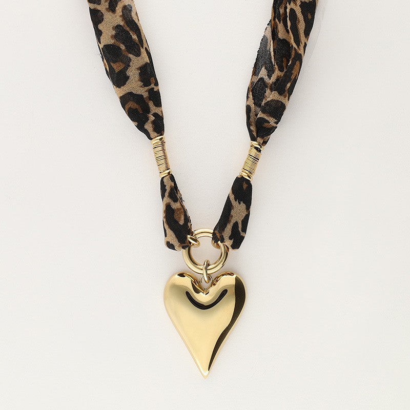 Goldener Halsketten-Schmuck