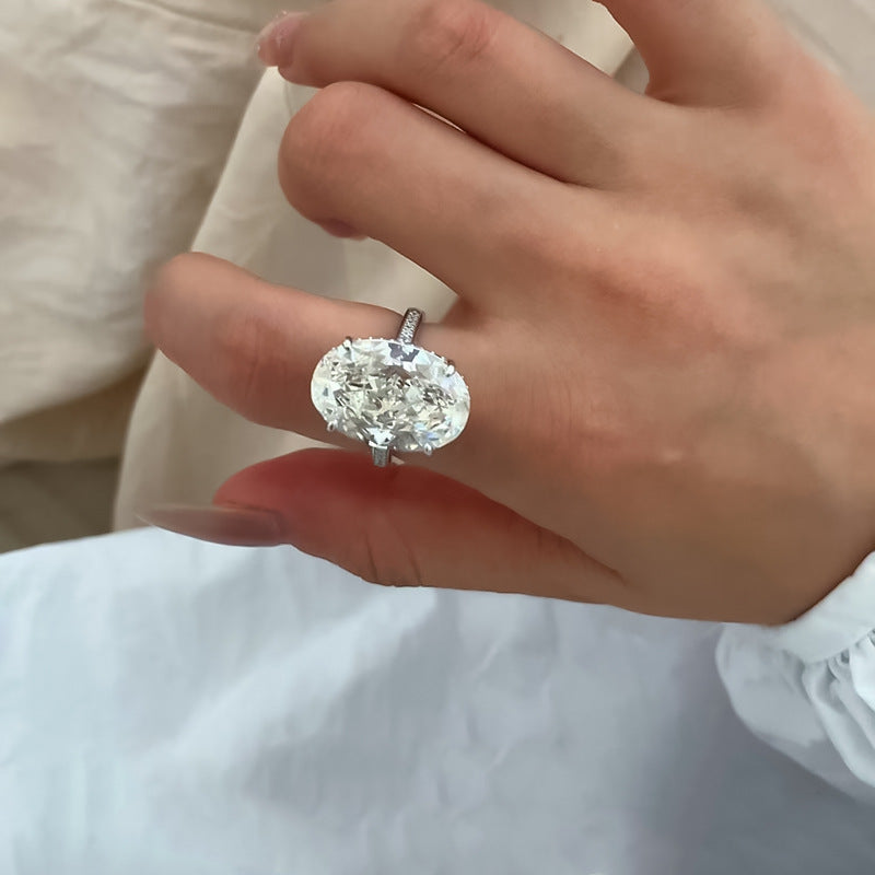 Silberring mit ovalem Zirkonia | LuxeStyle