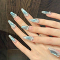 Eisklarer blauer Katzenaugen-Nagelsticker – Bild 3 | LuxeStyle