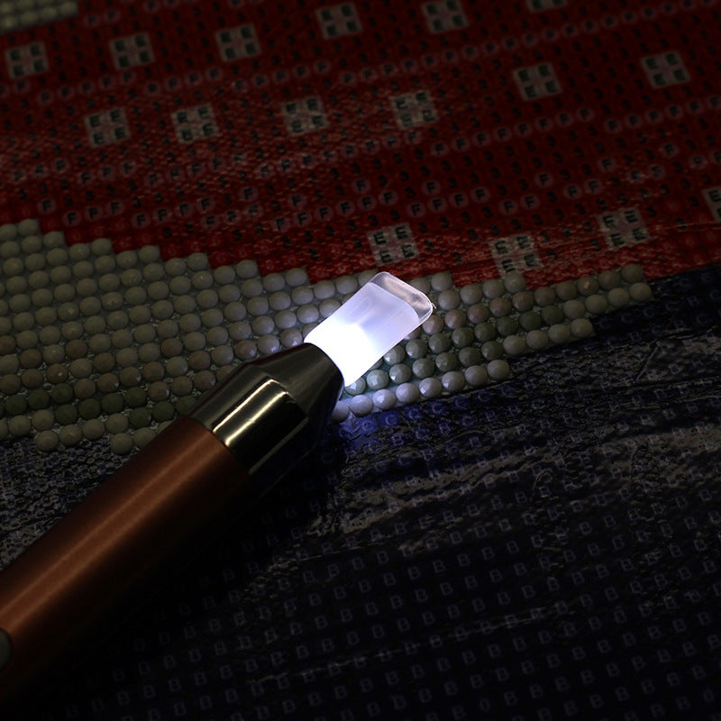 LED-Punktbohrer mit wiederaufladbarer Leuchte – Bild 3 | LuxeStyle