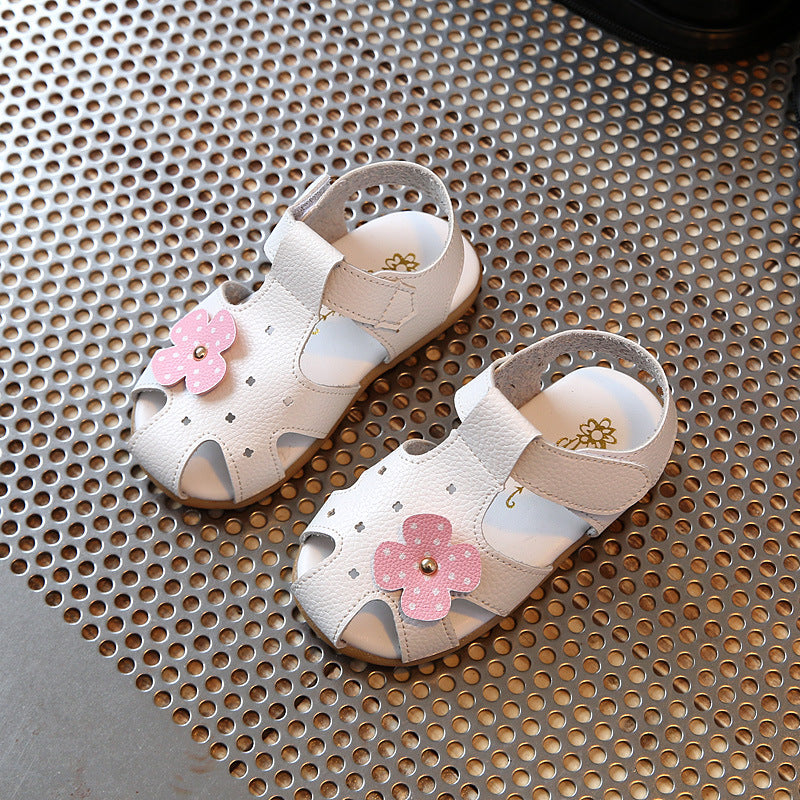 Kinder Sandalen mit Blumen-Design – Bild 3 | LuxeStyle
