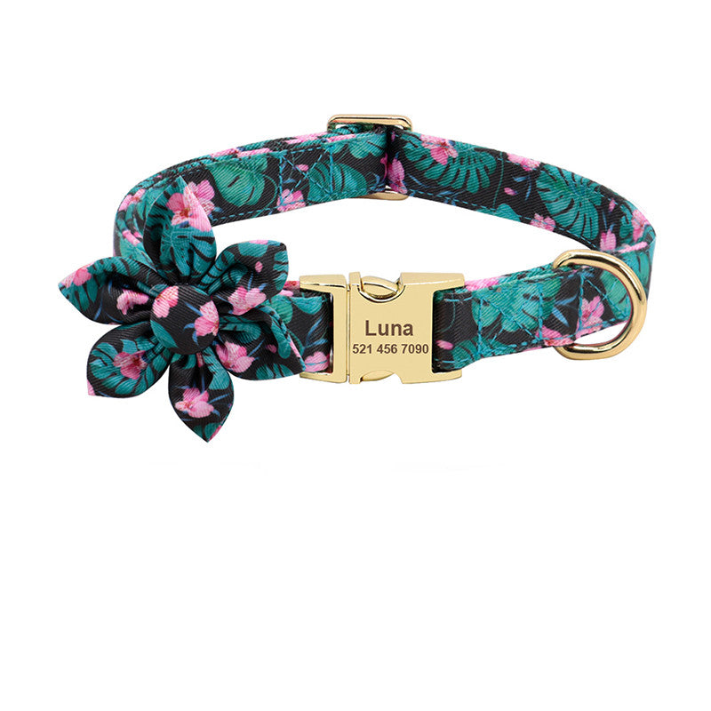 Halsband mit abnehmbarer Blüte und Gravur – Bild 6 | LuxeStyle