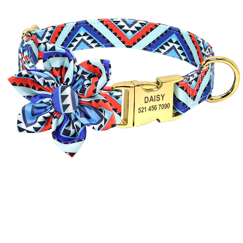 Halsband mit abnehmbarer Blüte und Gravur – Bild 8 | LuxeStyle