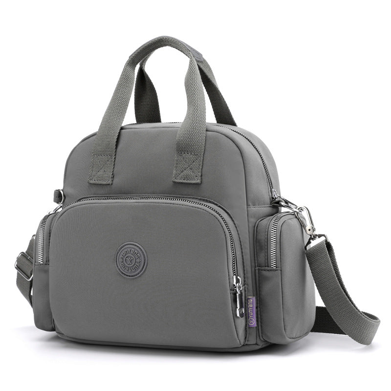 Freizeitrucksack mit USB-Ladefunktion – Bild 5 | LuxeStyle