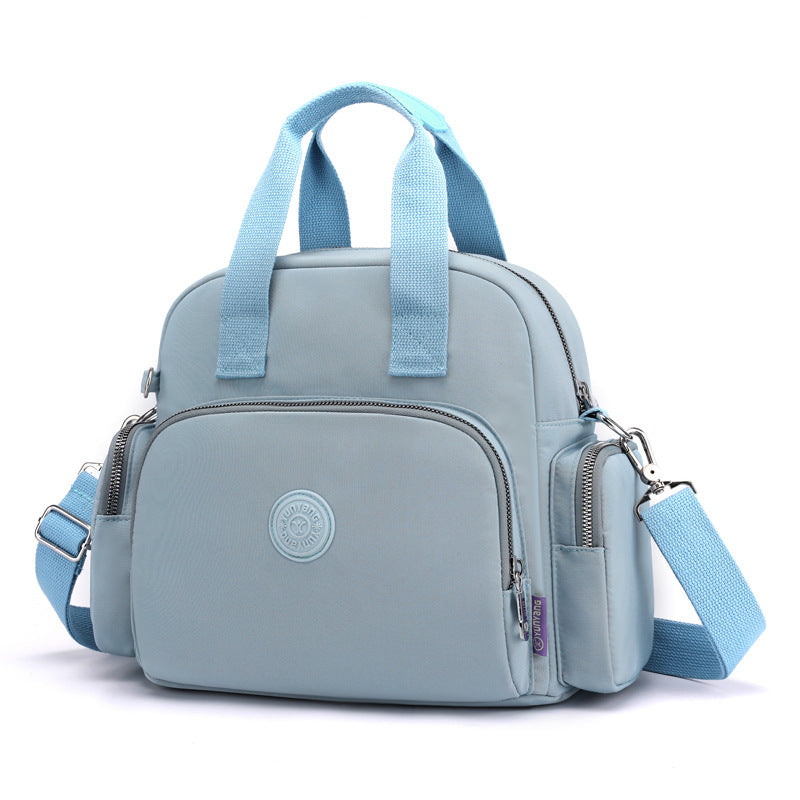 Freizeitrucksack mit USB-Ladefunktion – Bild 2 | LuxeStyle