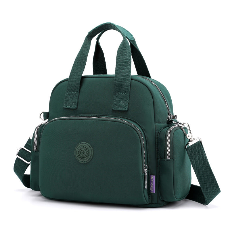 Freizeitrucksack mit USB-Ladefunktion – Bild 4 | LuxeStyle