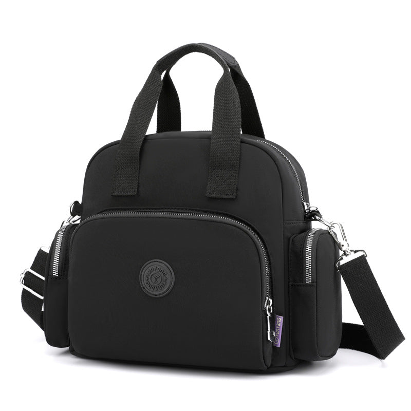 Freizeitrucksack mit USB-Ladefunktion – Bild 3 | LuxeStyle