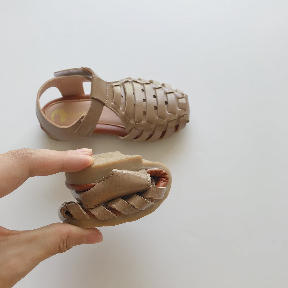 Mädchen Sandalen im Römer-Stil – Bild 4 | LuxeStyle