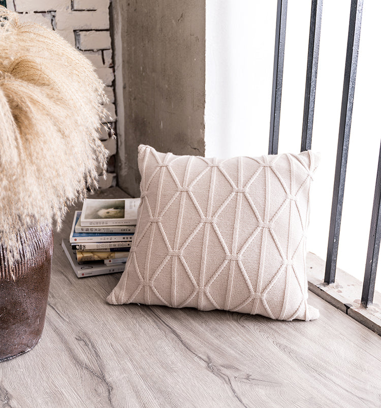 Nordisches Kissen mit Seilknoten-Design – Bild 8 | LuxeStyle