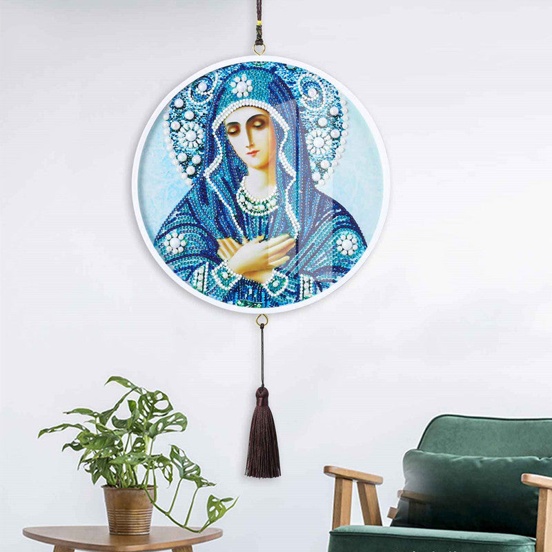 Hängekunst aus Edelsteinen – Bild 4 | LuxeStyle