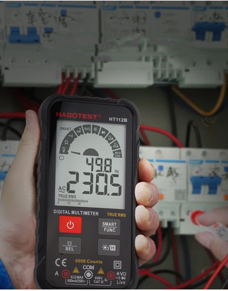 Ultraflaches Touch-Multimeter im Kreditkartenformat – Bild 3 | LuxeStyle