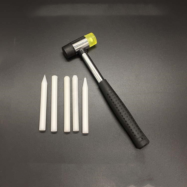 Gummihammer für die Autoreparatur