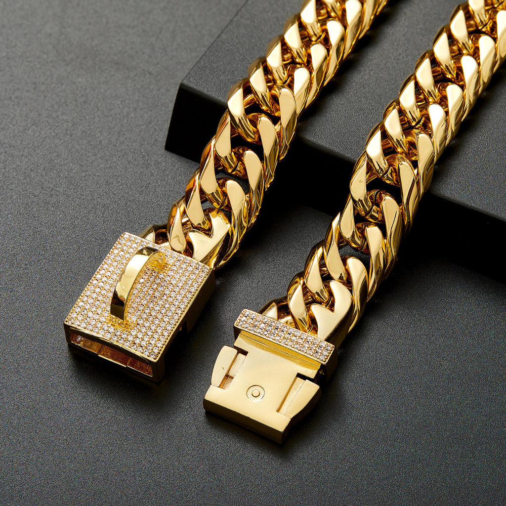 Goldenes Halsband für Hunde – Bild 4 | LuxeStyle