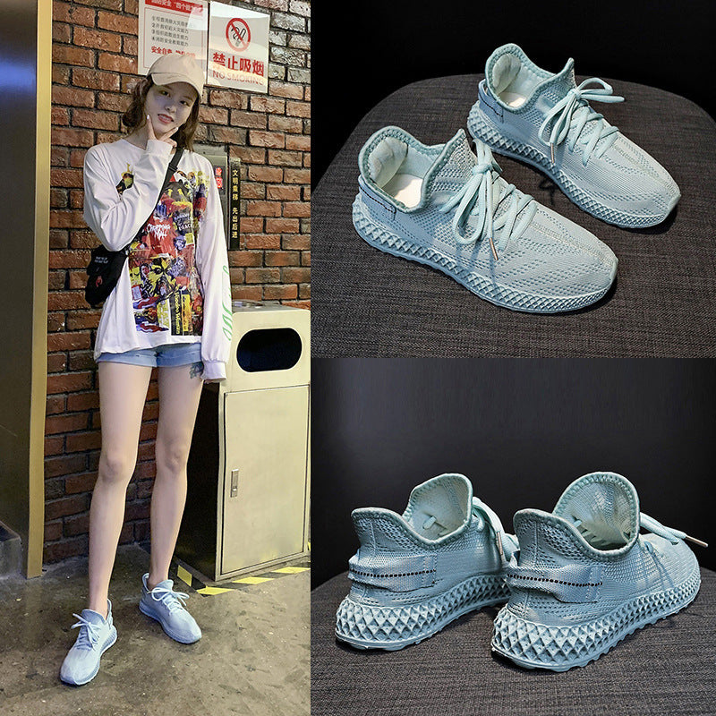 Atmungsaktive Mesh-Sneaker im Candy-Look – Bild 6 | LuxeStyle