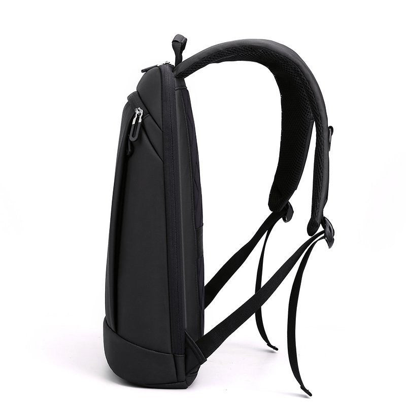 Wasserdichter Outdoor-Rucksack mit Laptopfach – Bild 5 | LuxeStyle