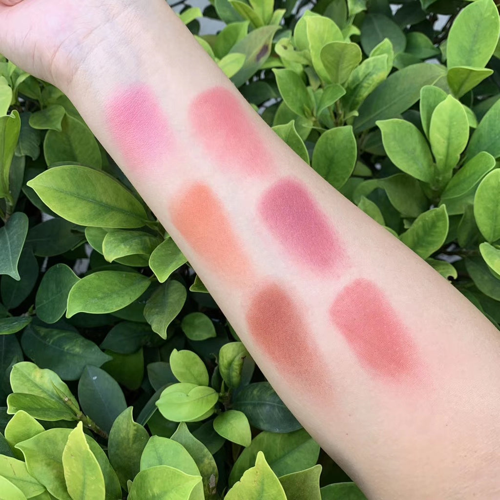 Red Disc Highlight Bühnen Make-up – Bild 4 | LuxeStyle