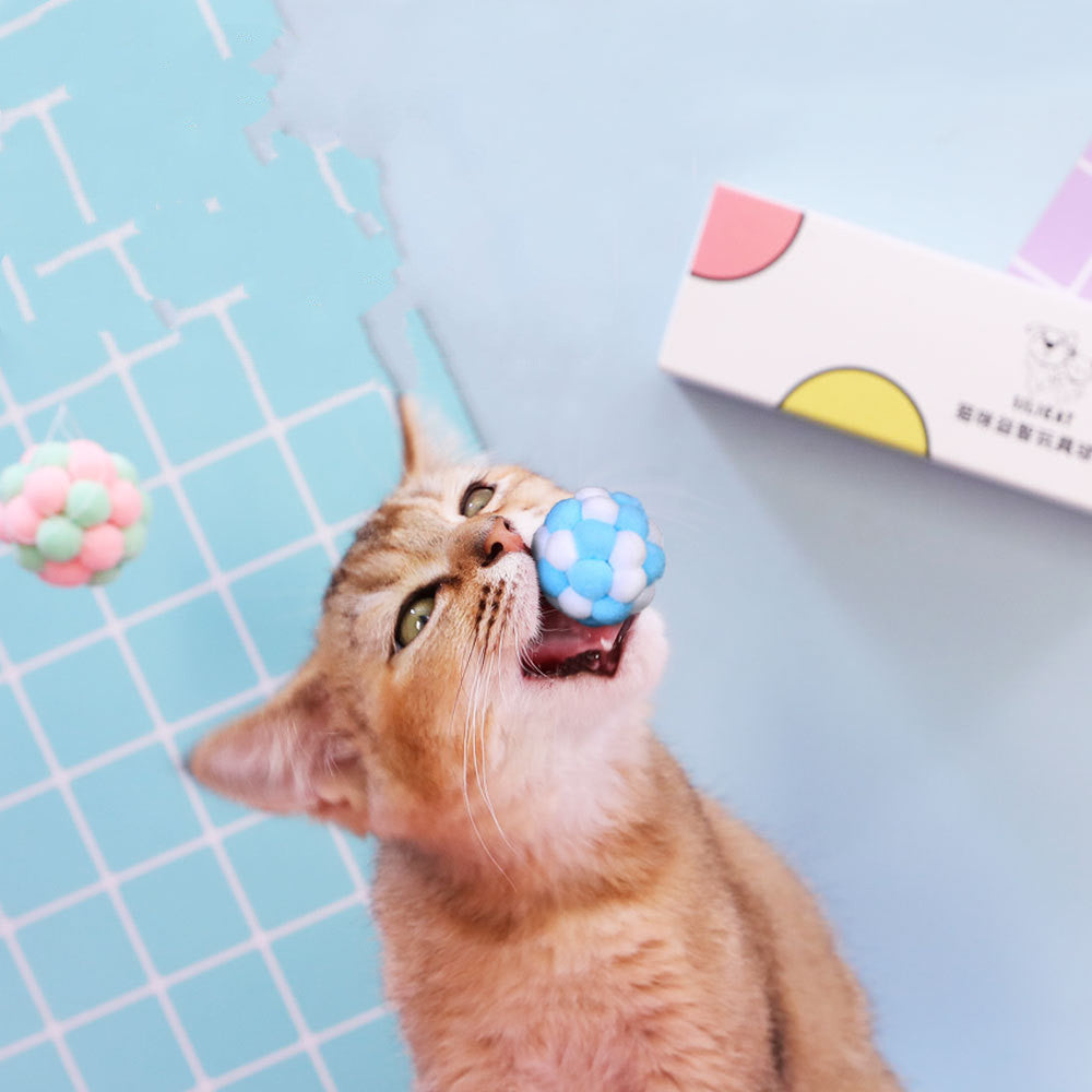 Plüsch-Spielball mit Glöckchen für Katzen – Bild 5 | LuxeStyle