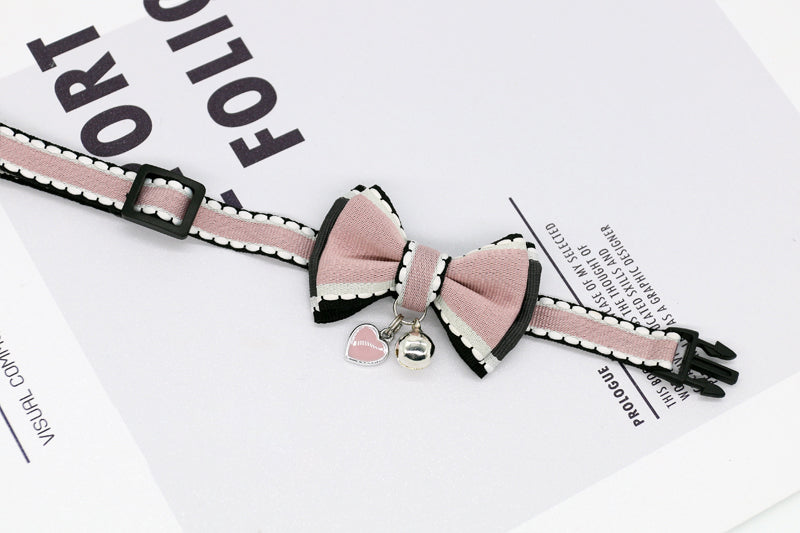 Halsband mit Glocke und Blumen-Design – Bild 2 | LuxeStyle
