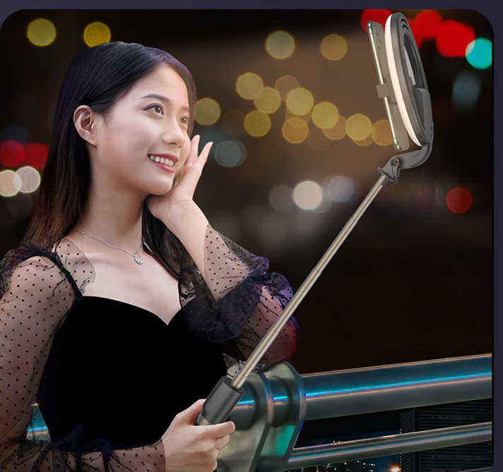 Selfie-Stativ mit Farblicht & Bluetooth