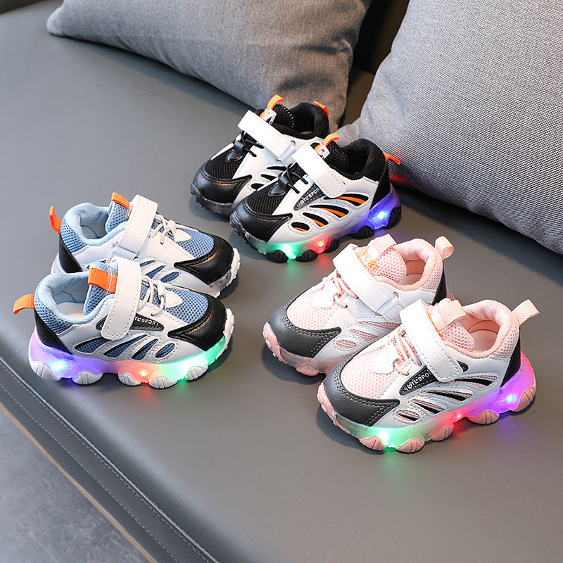 Atmungsaktive Kleinkinderschuhe mit Klettverschluss – Bild 3 | LuxeStyle