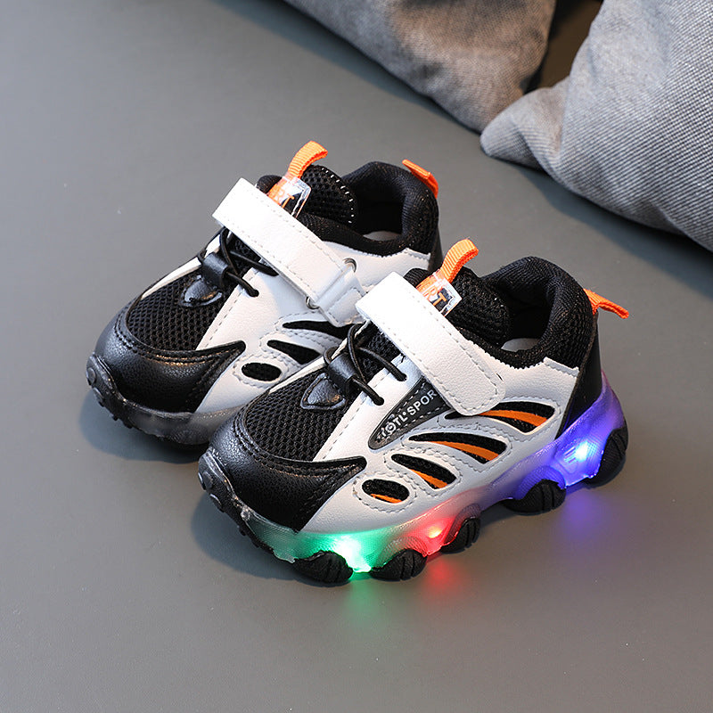 Atmungsaktive Kleinkinderschuhe mit Klettverschluss – Bild 5 | LuxeStyle