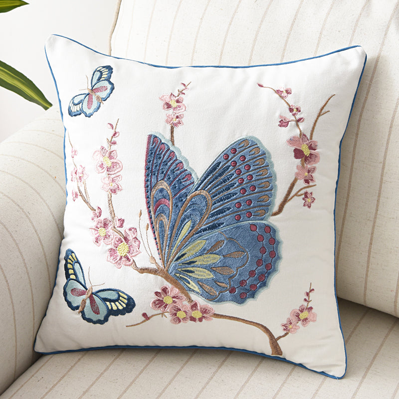 Kissenhülle mit Blumen- und Vogelstickerei – Bild 5 | LuxeStyle