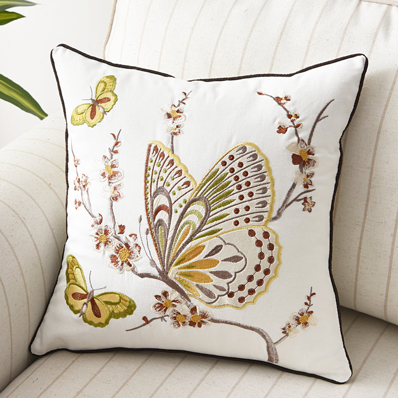 Kissenhülle mit Blumen- und Vogelstickerei – Bild 4 | LuxeStyle
