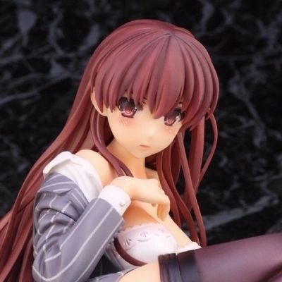 12 cm PVC-Figur (Rot oder Schwarz) – Bild 4 | LuxeStyle