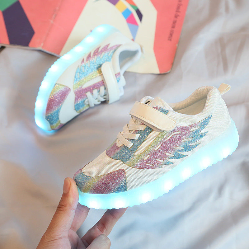 USB Leuchtschuhe für Kinder mit Flügeln – Bild 7 | LuxeStyle