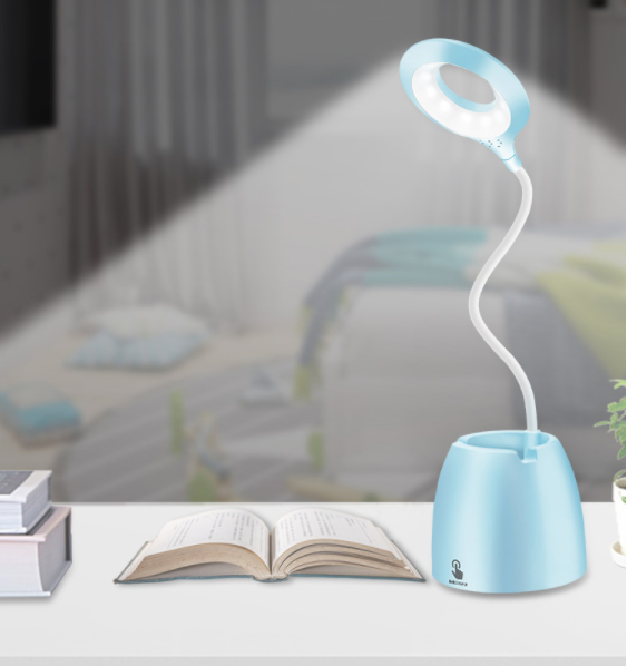 LED-Tischlampe mit USB-Anschluss – Bild 3 | LuxeStyle