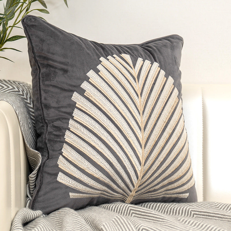 Samt-Kissenhülle mit Blätter-Stickerei – Bild 6 | LuxeStyle