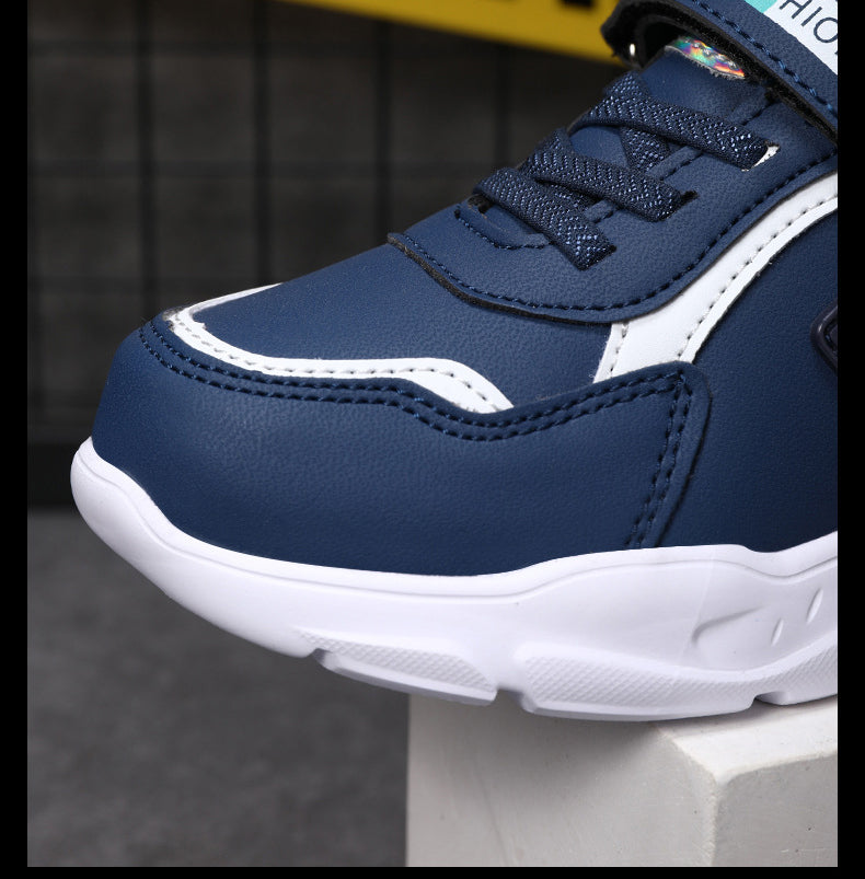 Sportliche Kinderschuhe mit Klettverschluss – Bild 3 | LuxeStyle