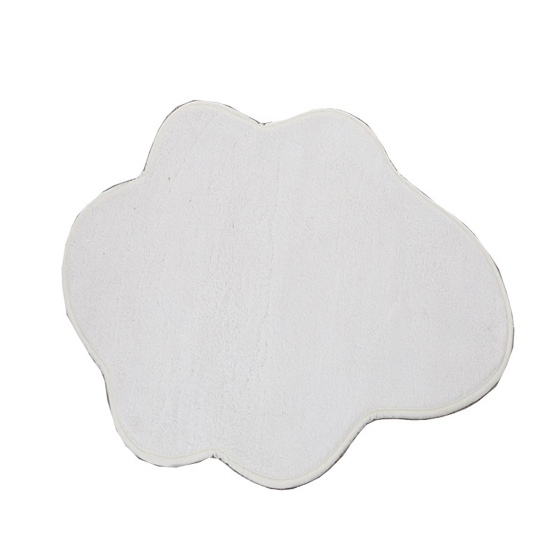 Weisses Wolken-Motiv Teppich