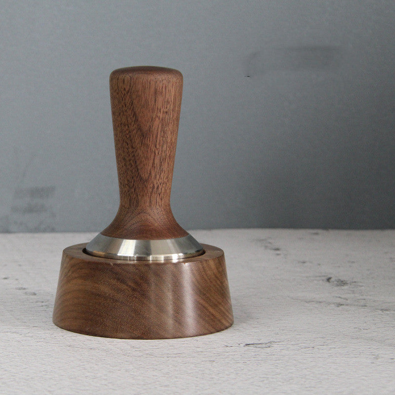 Tamper aus Walnussholz und Edelstahl – Bild 4 | LuxeStyle