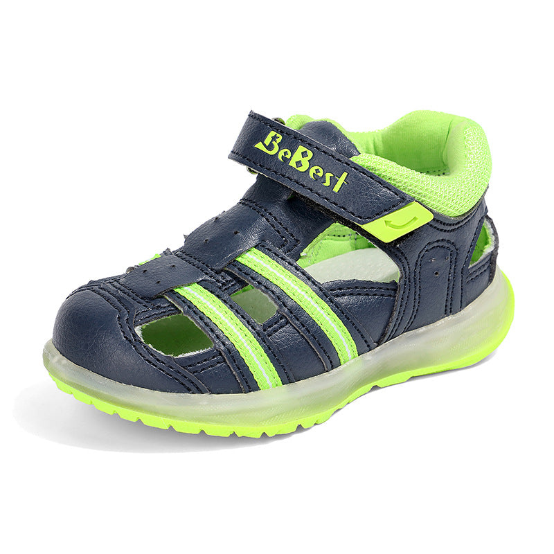 Baby- und Kinderschuhe mit Lichtern – Bild 7 | LuxeStyle