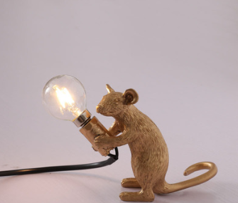 Nordic Tischlampe mit weichem Licht