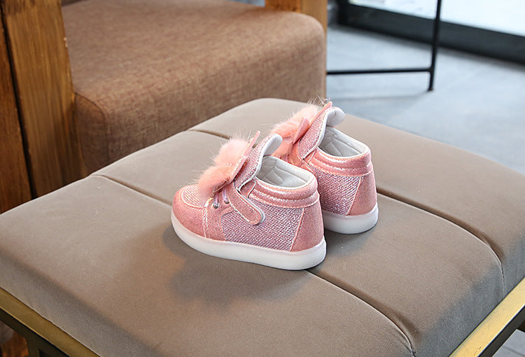Leuchtende Kinderschuhe mit LED – Bild 2 | LuxeStyle