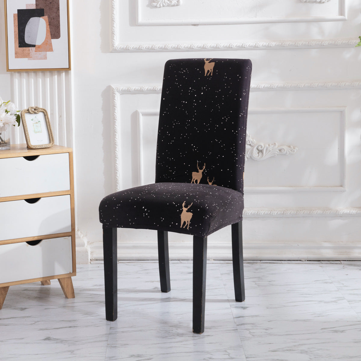 Elastischer Stuhlhussenbezug mit Muster – Bild 1 | LuxeStyle