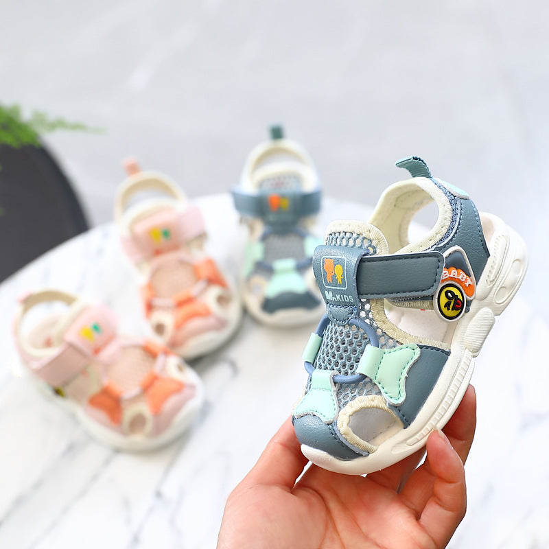 Baby-Sandalen mit Klettverschluss – Bild 5 | LuxeStyle